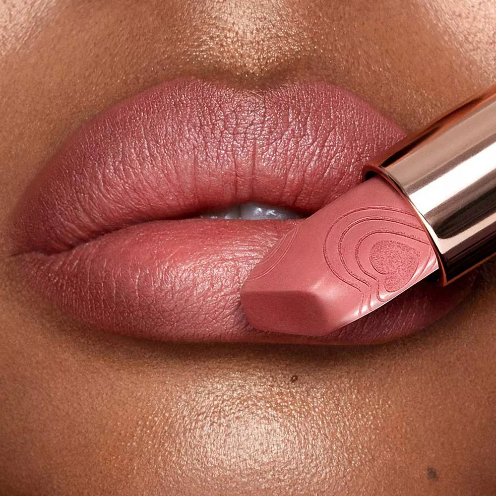 Charlotte Tilbury Matte Revolution Lipstick 5 Charlotte Tilbury Matte Revolution Lipstick - Image 3