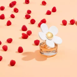 Marc Jacobs Fragrances Daisy Love Eau De Toilette 11 Marc Jacobs Fragrances Daisy Love Eau De Toilette -body spray shop 5080483 ALT4