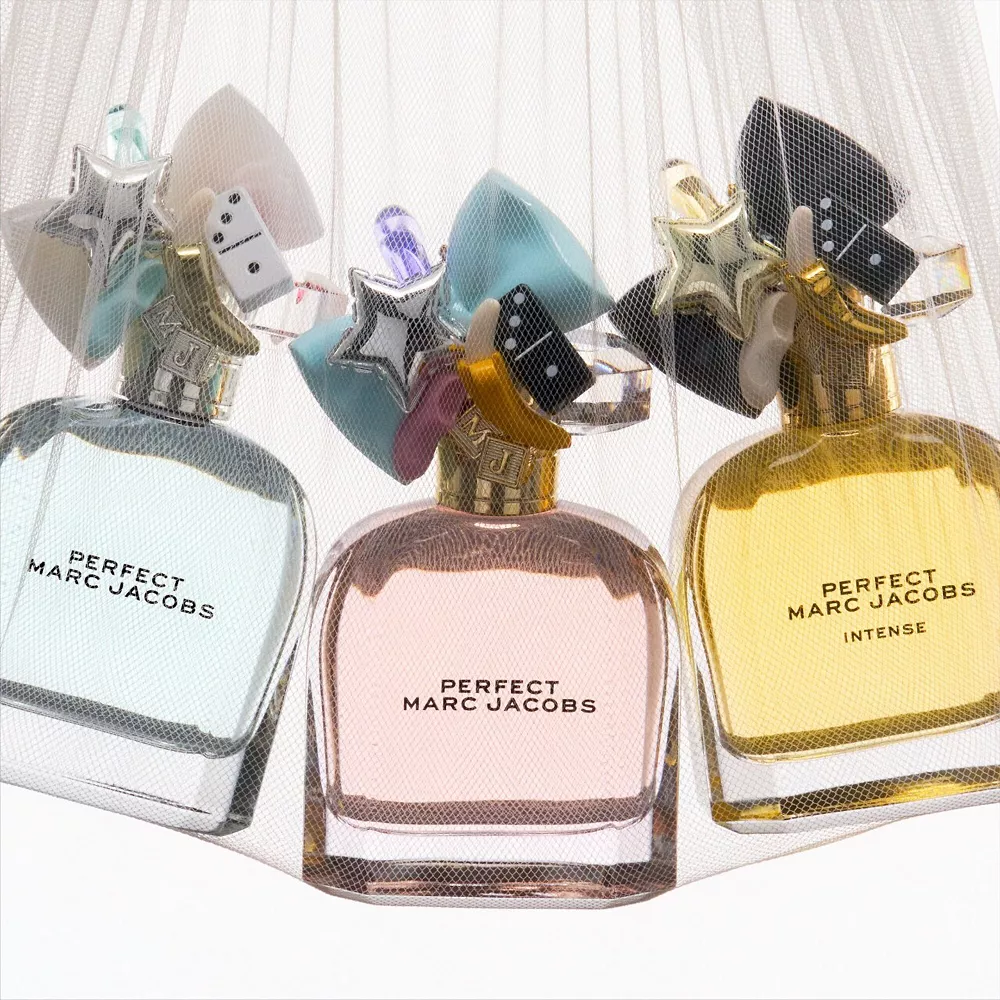 Marc Jacobs Fragrances Perfect Intense Eau De Parfum Travel Spray 5 Marc Jacobs Fragrances Perfect Intense Eau De Parfum Travel Spray - Image 3
