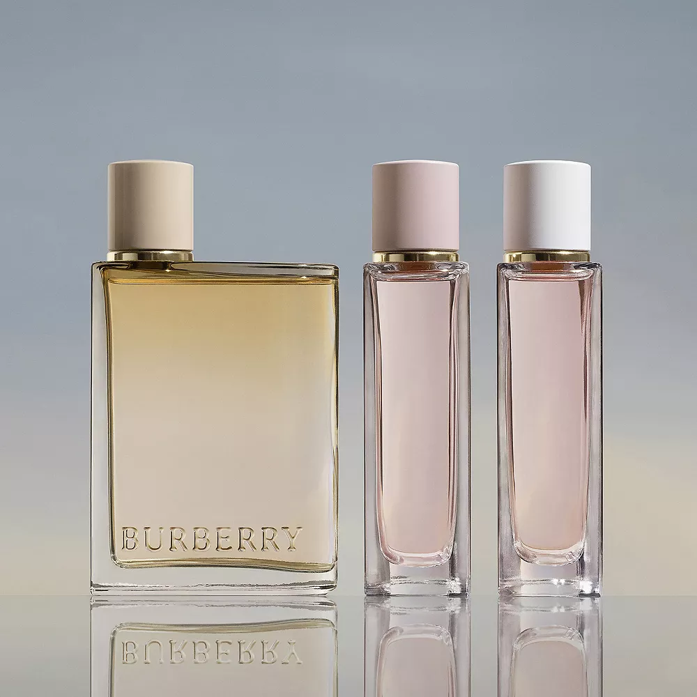 Burberry Her Blossom Eau De Toilette - Image 3
