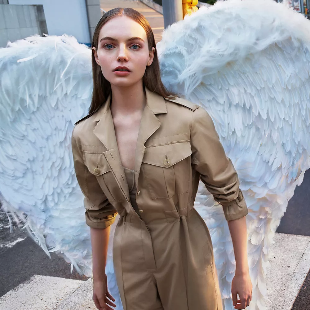 Burberry Her Blossom Eau De Toilette - Image 4