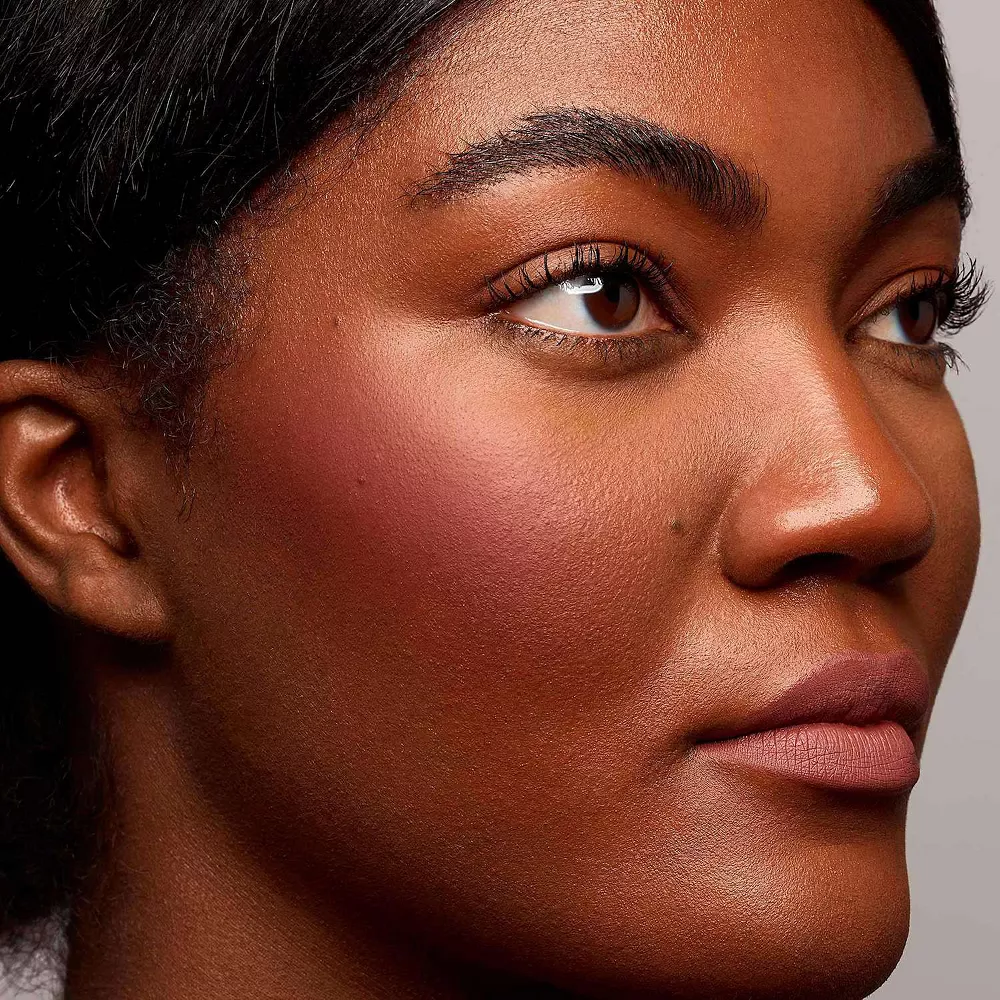 KVD Beauty Everlasting Blush - Image 4