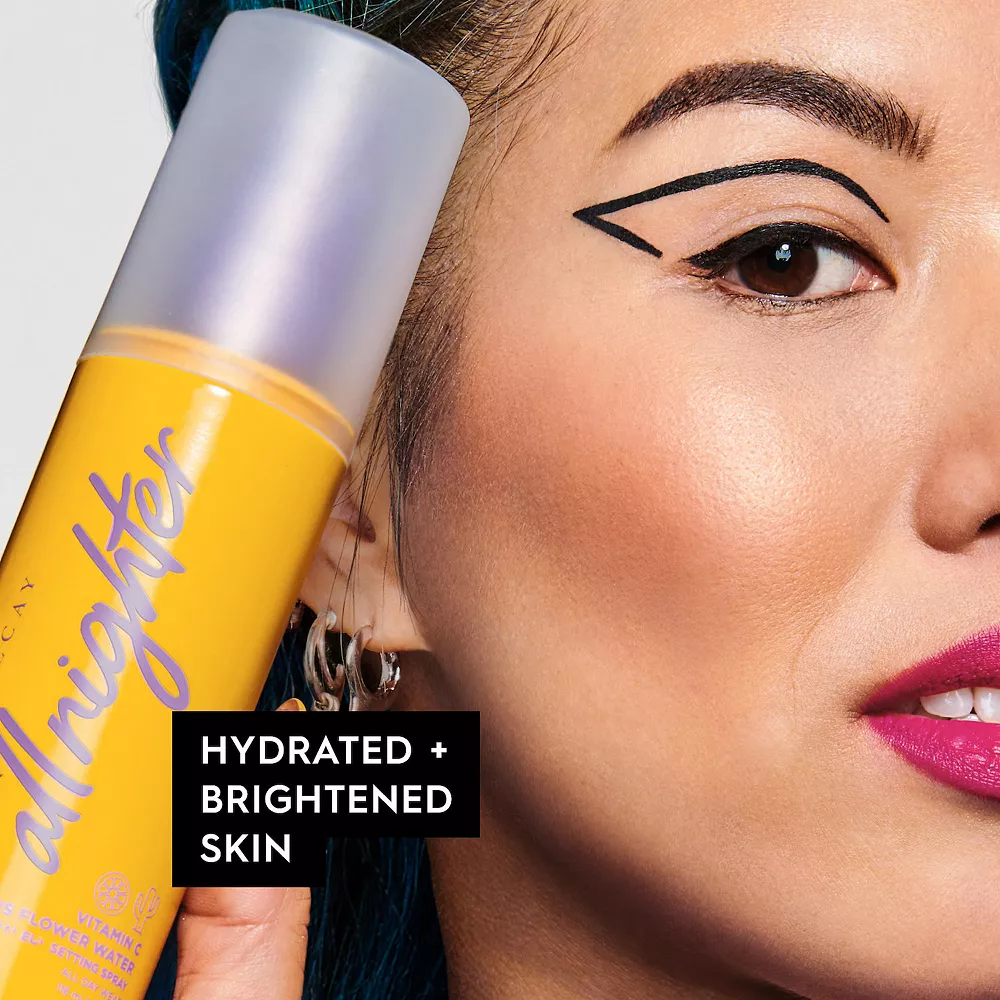 Urban Decay All Nighter Long-Lasting Makeup Setting Spray With Vitamin C 8 Urban Decay All Nighter Long-Lasting Makeup Setting Spray With Vitamin C - Image 6
