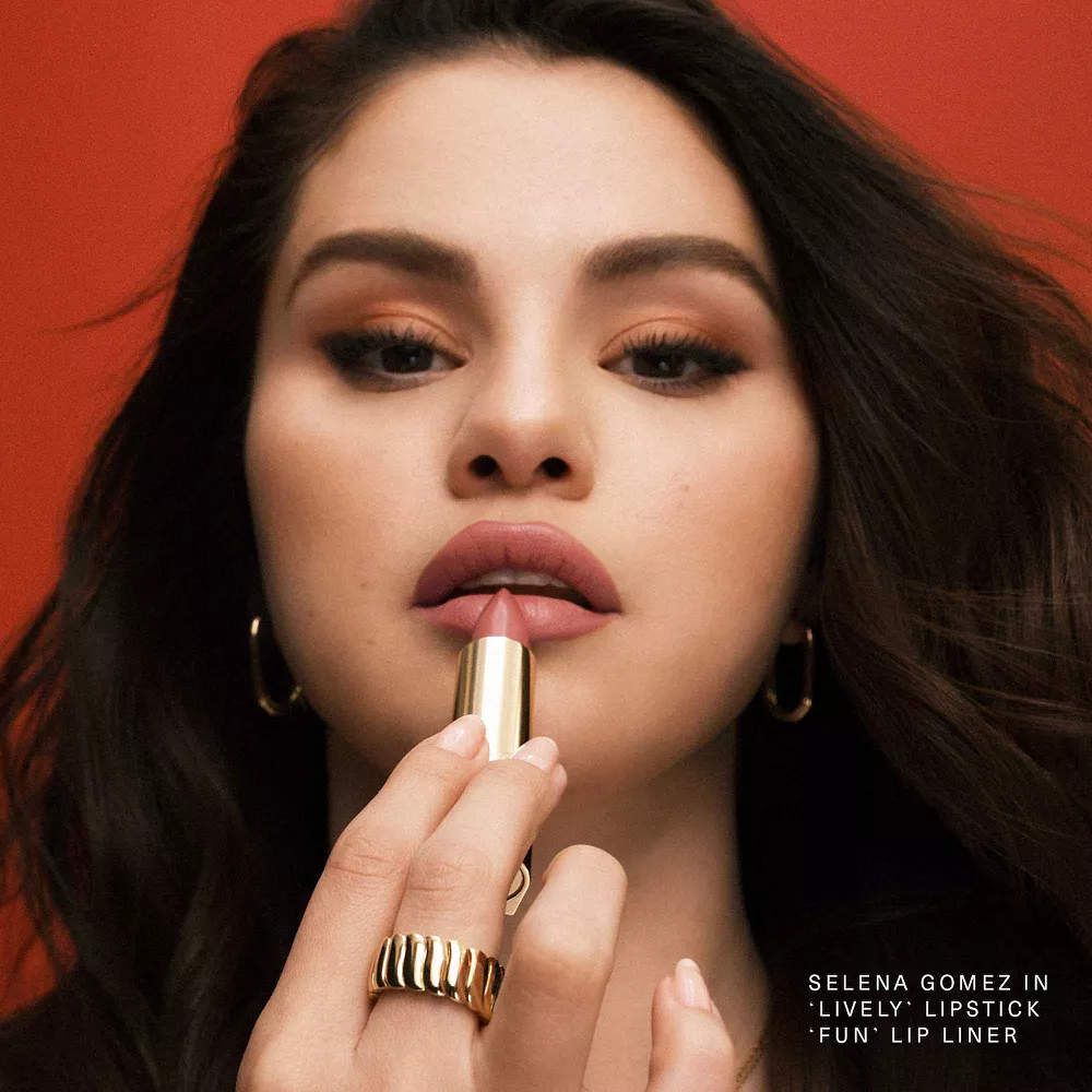 Rare Beauty By Selena Gomez Kind Words Lip Liner 6 Rare Beauty By Selena Gomez Kind Words Lip Liner - Image 4