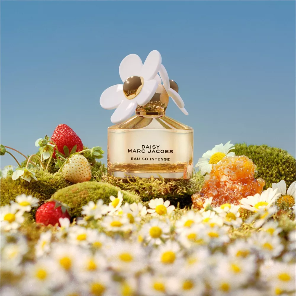 Marc Jacobs Fragrances Daisy Perfume Set - Image 2